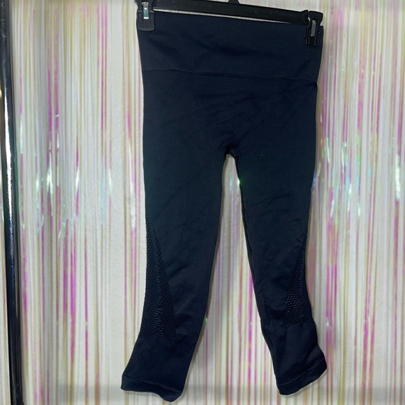 Athleta Pants - Athleta Leggings